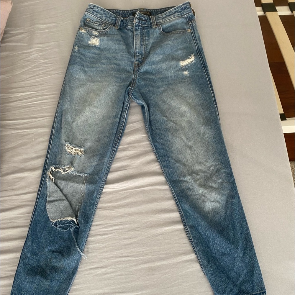 Abercrombie & Fitch Signature Collection High Rise Girlfriend Jeans Size 26
